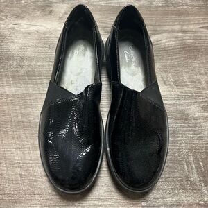 Clark’s Black Slip On Shoes Size 6